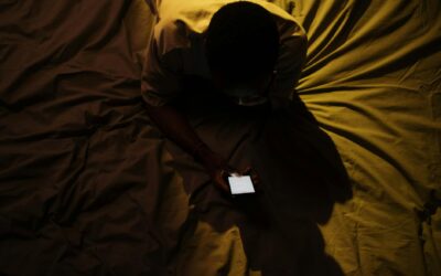 Ekrano laiko higiena: kaip sumažinti skaitmeninį triukšmą ir neatitrūkti nuo realaus gyvenimo