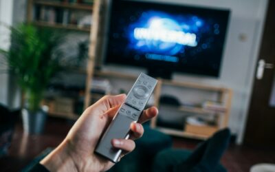 Kaip namuose išnaudoti išmanųjį televizorių: nuo paprasto žiūrėjimo iki patogios kasdienybės