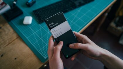 Kaip „Android“ ir „iPhone“ telefone susitvarkyti pranešimus: mažiau streso, daugiau dėmesio svarbiems dalykams