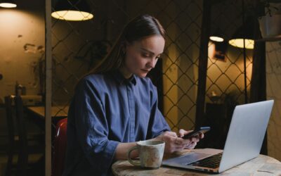 Viešos „Wi-Fi“ pinklės: kaip saugiai jungtis kavinėse, viešbučiuose ir oro uostuose neaukojant patogumo